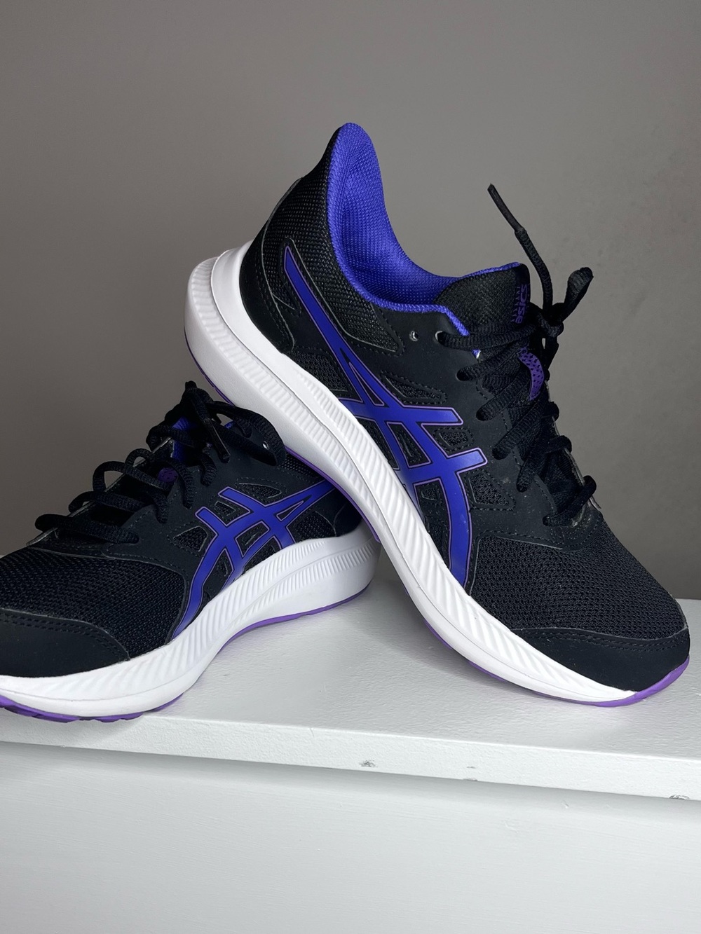 ASICS Black Running Women Shoes with Purple Accents 1012B421 Size 7.5